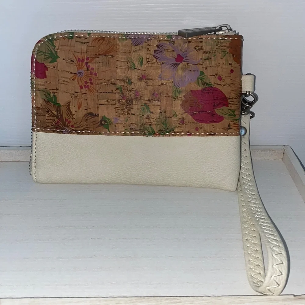 NWOT- Pixie + Mood Cork Vegan Wristlet Bag Wallet - Light Floral